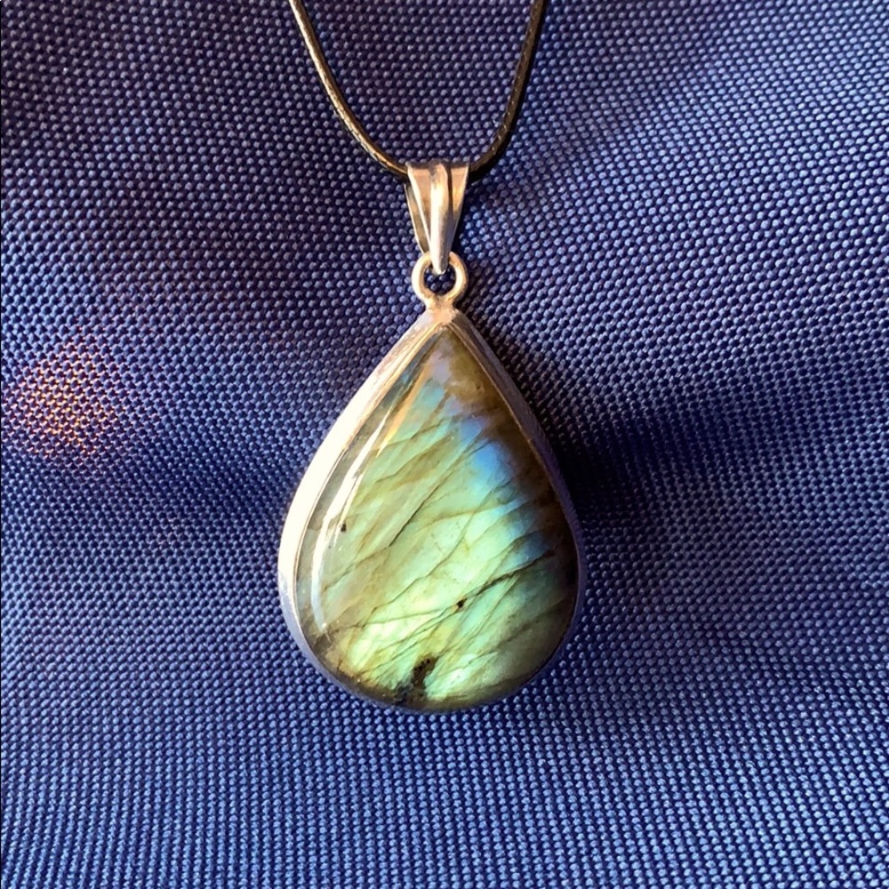 Sterling Silver and Labradorite Necklace